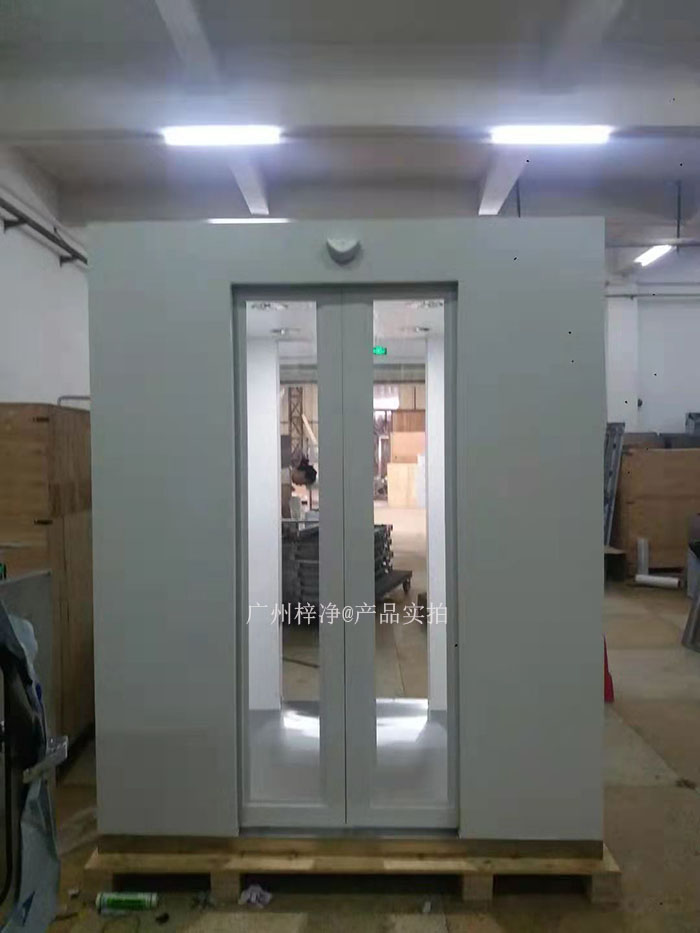 內置自動門風淋室